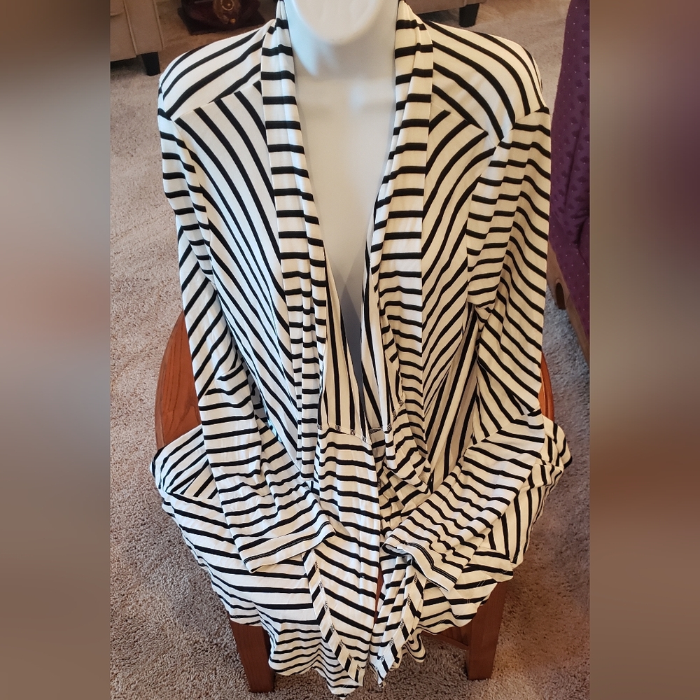 Calvin Klein waterfall front blazer, blk/wht stripe, size L - NEW - Picture 6 of 6